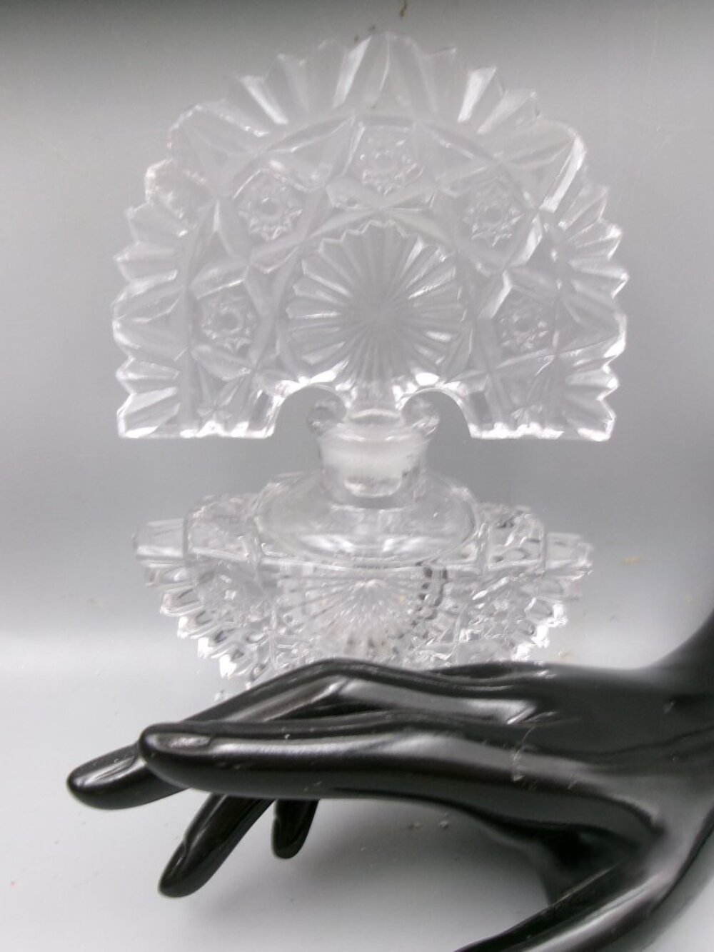 Vtg IRice Perfume Bottle, Art Deco Imperial Glass, Starburst Fan Stopper 7 In